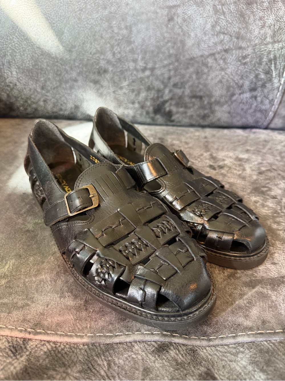 Stacy Adams Men’s Vintage Black Woven Leather Fisherman Sandals with Buckle